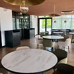 Atlantique - Lycee Hotelier - Management School 3* Biarritz