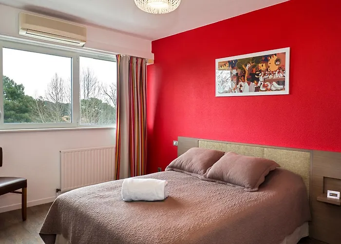 Atlantique - Lycee Hotelier - Management School