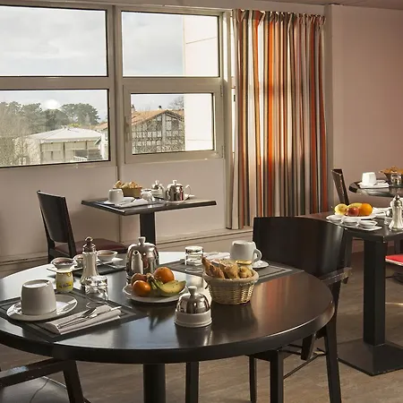 Atlantique - Lycée Hotelier - Management School Hotel
