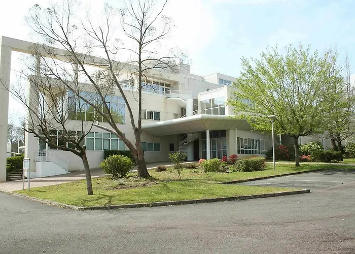 Atlantique - Lycée Hotelier - Management School 3*