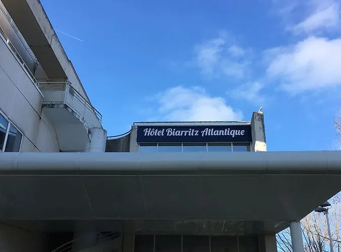 Hotel Atlantique - Lycée Hotelier - Management School